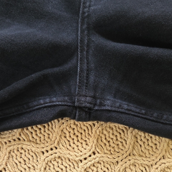 Anthro Maeve Colette Black Denim High-Rise Cropped Wide Leg Jeans - Size 33 - Picture 4 of 10